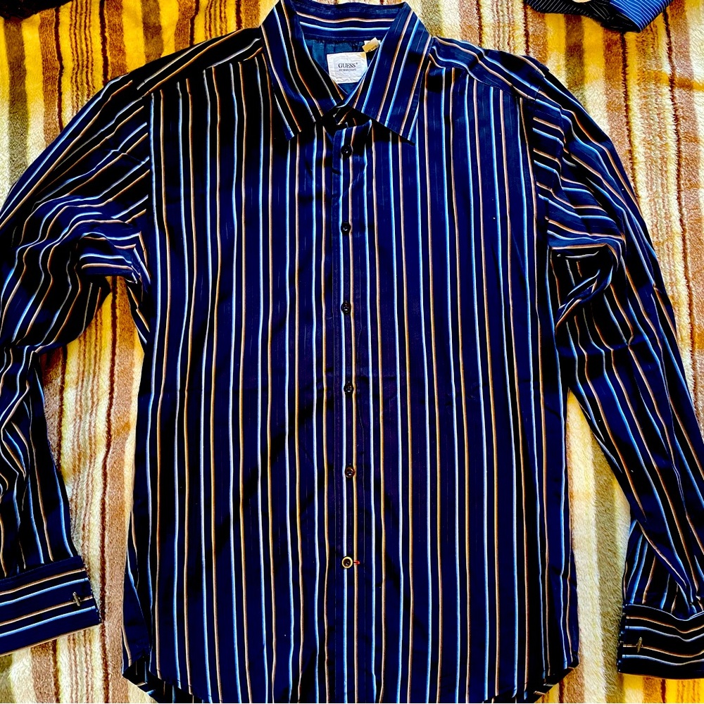 Guess by Marciano dress shirt w/ cuff links MINT‼️